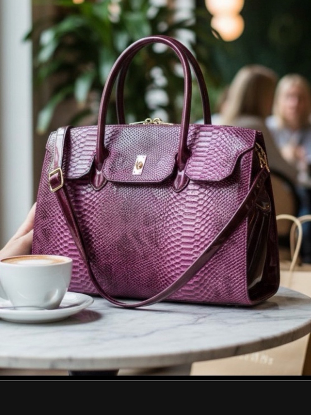 Python Kiss-Lock structured Ombre Satchel Bag Front turn lock Vegan